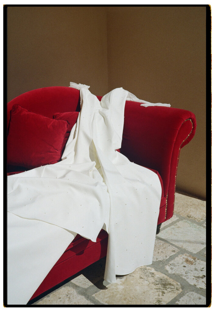 Analog wedding photos in Puglia, film photo masseria fontana di vite matera, film photographer puglia, best film photographer puglia