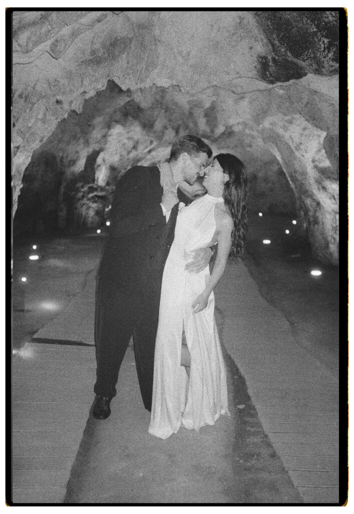 Analog wedding photos in Puglia - wedding photographer puglia - film photography puglia - wedding film photogpraher - wedding photographer gibò