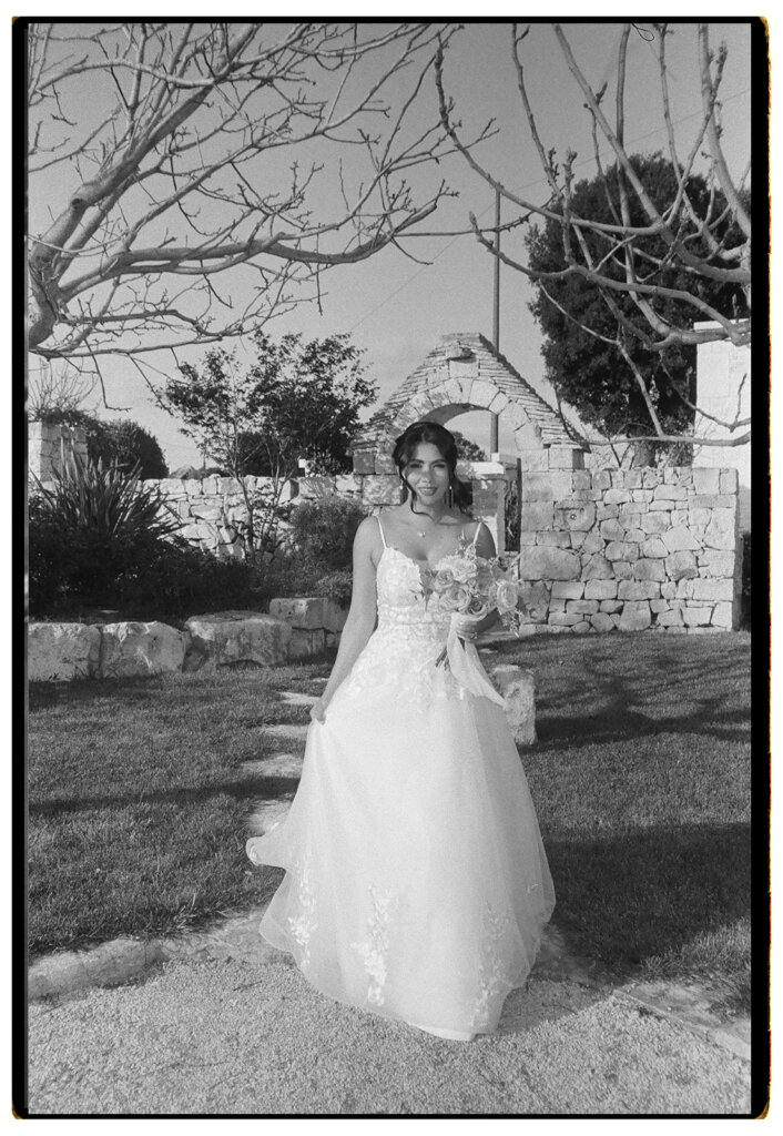 Analog wedding photos in Puglia - wedding photographer puglia - film photography puglia - wedding film photogpraher 