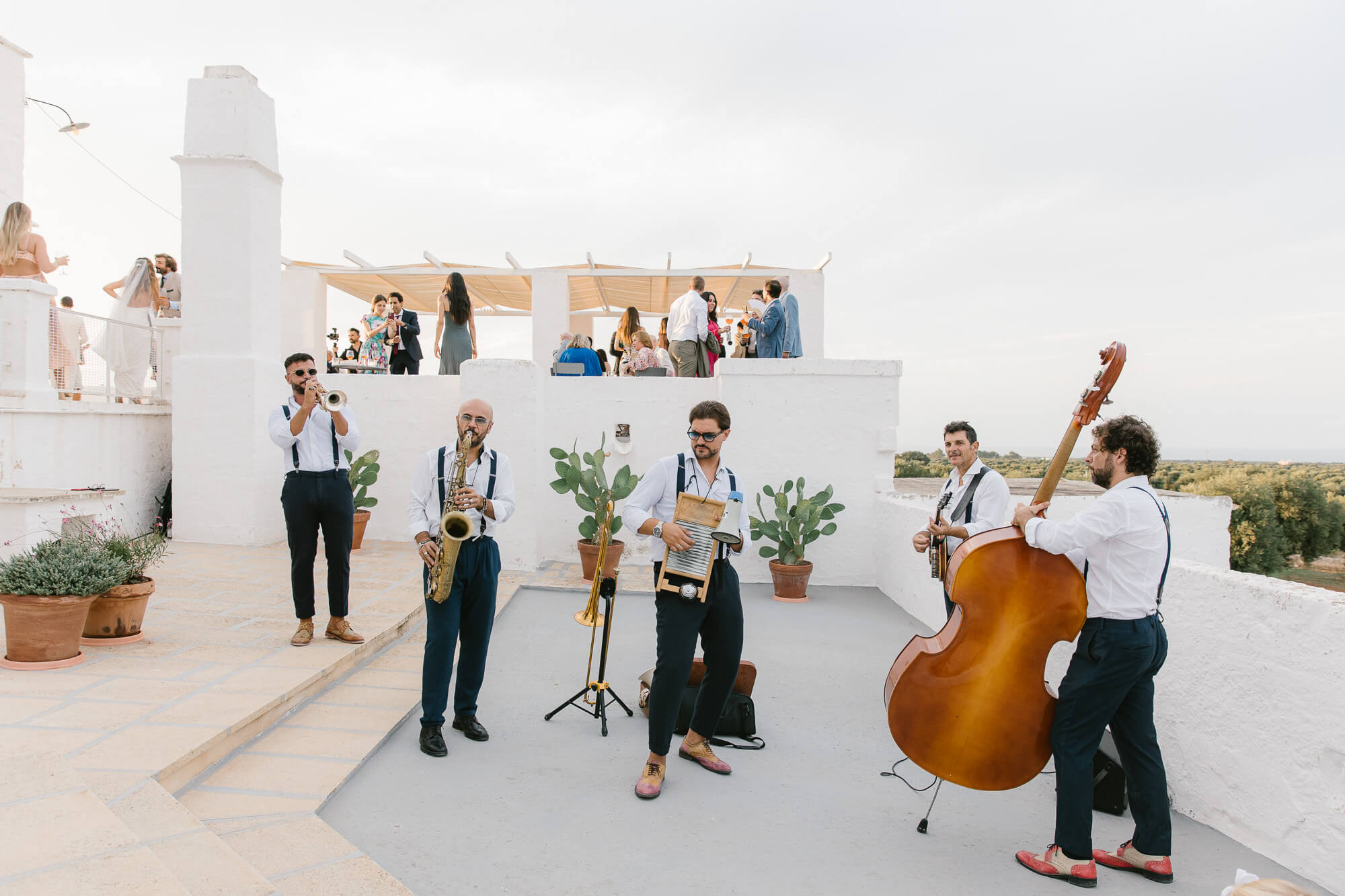 Live band playing at the aperitivo on the terrace